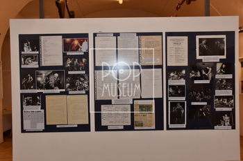 Výstava Rockfesty 1986 – 89. Máničky a číra v Paláci kultury.