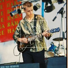 TRUTNOV OPEN AIR MUSIC FESTIVAL 1999 objektivem Miroslava Lédla 