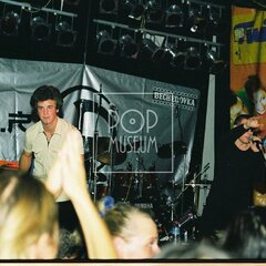 TRUTNOV OPEN AIR MUSIC FESTIVAL 1999 objektivem Miroslava Lédla 