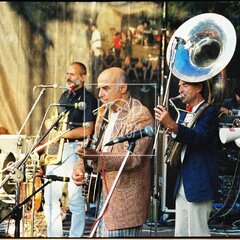 TRUTNOV OPEN AIR MUSIC FESTIVAL 2000 objektivem Miroslava Lédla 