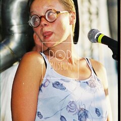 TRUTNOV OPEN AIR MUSIC FESTIVAL 2000 objektivem Miroslava Lédla 