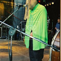 TRUTNOV OPEN AIR MUSIC FESTIVAL 2000 objektivem Miroslava Lédla 