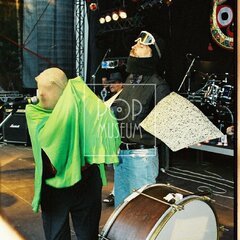 TRUTNOV OPEN AIR MUSIC FESTIVAL 2000 objektivem Miroslava Lédla 