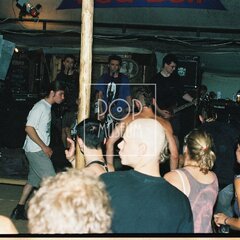 TRUTNOV OPEN AIR MUSIC FESTIVAL 2001 objektivem Miroslava Lédla