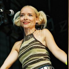 TRUTNOV OPEN AIR MUSIC FESTIVAL 2001 objektivem Miroslava Lédla