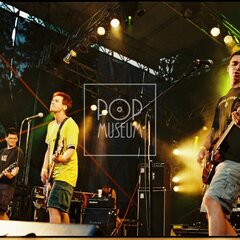 TRUTNOV OPEN AIR MUSIC FESTIVAL 2001 objektivem Miroslava Lédla