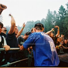 TRUTNOV OPEN AIR MUSIC FESTIVAL 2001 objektivem Miroslava Lédla