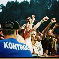 TRUTNOV OPEN AIR MUSIC FESTIVAL 2001 objektivem Miroslava Lédla