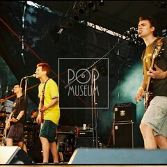 TRUTNOV OPEN AIR MUSIC FESTIVAL 2001 objektivem Miroslava Lédla