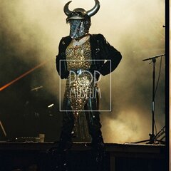 TRUTNOV OPEN AIR MUSIC FESTIVAL 2001 objektivem Miroslava Lédla