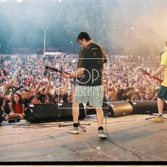 TRUTNOV OPEN AIR MUSIC FESTIVAL 2001 objektivem Miroslava Lédla