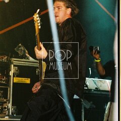 TRUTNOV OPEN AIR MUSIC FESTIVAL 2001 objektivem Miroslava Lédla