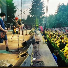 TRUTNOV OPEN AIR MUSIC FESTIVAL 2000 objektivem Miroslava Lédla 