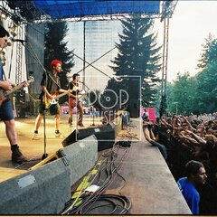 TRUTNOV OPEN AIR MUSIC FESTIVAL 2000 objektivem Miroslava Lédla 