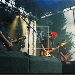 TRUTNOV OPEN AIR MUSIC FESTIVAL 2000 objektivem Miroslava Lédla 