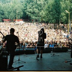 TRUTNOV OPEN AIR MUSIC FESTIVAL 2001 objektivem Miroslava Lédla