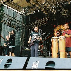 TRUTNOV OPEN AIR MUSIC FESTIVAL 2001 objektivem Miroslava Lédla