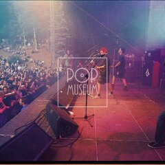 TRUTNOV OPEN AIR MUSIC FESTIVAL 2000 objektivem Miroslava Lédla 