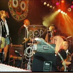 TRUTNOV OPEN AIR MUSIC FESTIVAL 2000 objektivem Miroslava Lédla 