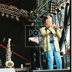 TRUTNOV OPEN AIR MUSIC FESTIVAL 2001 objektivem Miroslava Lédla