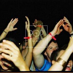 TRUTNOV OPEN AIR MUSIC FESTIVAL 2000 objektivem Miroslava Lédla 