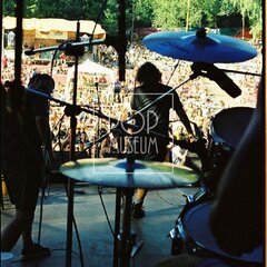 TRUTNOV OPEN AIR MUSIC FESTIVAL 2000 objektivem Miroslava Lédla 