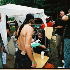 TRUTNOV OPEN AIR MUSIC FESTIVAL 2001 objektivem Miroslava Lédla