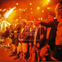 TRUTNOV OPEN AIR MUSIC FESTIVAL 2000 objektivem Miroslava Lédla 