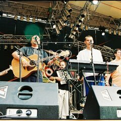 TRUTNOV OPEN AIR MUSIC FESTIVAL 2001 objektivem Miroslava Lédla