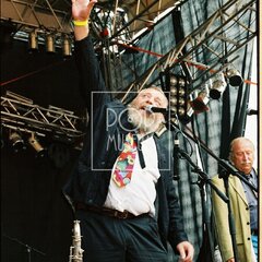 TRUTNOV OPEN AIR MUSIC FESTIVAL 2001 objektivem Miroslava Lédla