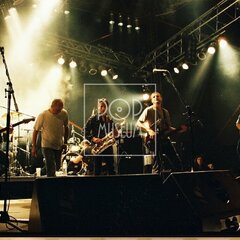 TRUTNOV OPEN AIR MUSIC FESTIVAL 2001 objektivem Miroslava Lédla