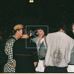 TRUTNOV OPEN AIR MUSIC FESTIVAL 2001 objektivem Miroslava Lédla