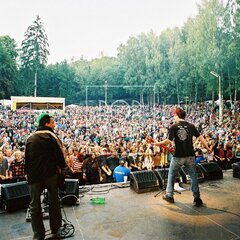 TRUTNOV OPEN AIR MUSIC FESTIVAL 2004 objektivem Miroslava Lédla