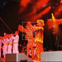 TRUTNOV OPEN AIR MUSIC FESTIVAL 2004 objektivem Miroslava Lédla