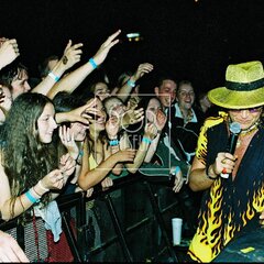 TRUTNOV OPEN AIR MUSIC FESTIVAL 2004 objektivem Miroslava Lédla