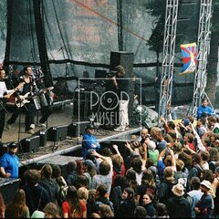 TRUTNOV OPEN AIR MUSIC FESTIVAL 2004 objektivem Miroslava Lédla