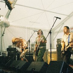 TRUTNOV OPEN AIR MUSIC FESTIVAL 2004 objektivem Miroslava Lédla