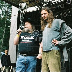 TRUTNOV OPEN AIR MUSIC FESTIVAL 2004 objektivem Miroslava Lédla