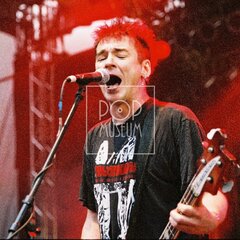 TRUTNOV OPEN AIR MUSIC FESTIVAL 2004 objektivem Miroslava Lédla