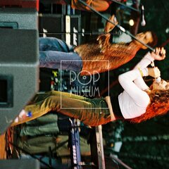 TRUTNOV OPEN AIR MUSIC FESTIVAL 2004 objektivem Miroslava Lédla