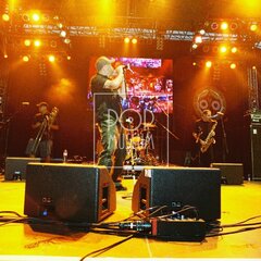 TRUTNOV OPEN AIR MUSIC FESTIVAL 2004 objektivem Miroslava Lédla