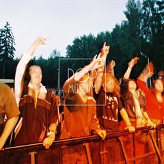 TRUTNOV OPEN AIR MUSIC FESTIVAL 2004 objektivem Miroslava Lédla