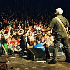 TRUTNOV OPEN AIR MUSIC FESTIVAL 2004 objektivem Miroslava Lédla
