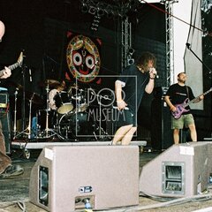 TRUTNOV OPEN AIR MUSIC FESTIVAL 2004 objektivem Miroslava Lédla