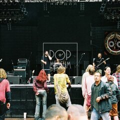 TRUTNOV OPEN AIR MUSIC FESTIVAL 2004 objektivem Miroslava Lédla