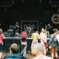 TRUTNOV OPEN AIR MUSIC FESTIVAL 2004 objektivem Miroslava Lédla