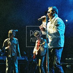 TRUTNOV OPEN AIR MUSIC FESTIVAL 2004 objektivem Miroslava Lédla