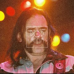 TRUTNOV OPEN AIR MUSIC FESTIVAL 2004 objektivem Miroslava Lédla