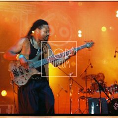 TRUTNOV OPEN AIR MUSIC FESTIVAL 2005 objektivem Miroslava Lédla