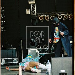 TRUTNOV OPEN AIR MUSIC FESTIVAL 2005 objektivem Miroslava Lédla